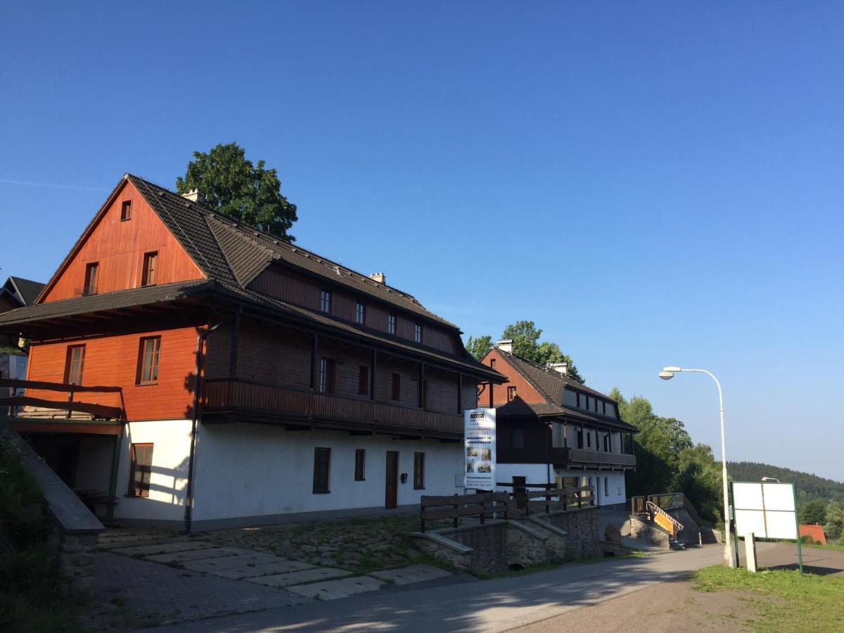 Penzion Skala Cenkovice Esterno foto